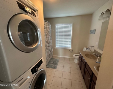 211 Trenton Avenue - Photo Thumbnail 22