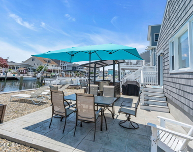 53 E Coral Drive - Photo Thumbnail 16