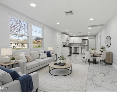 105 Floyd Lane - Photo Thumbnail 4