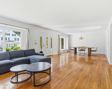 506 Woodland Road - Photo Thumbnail 4