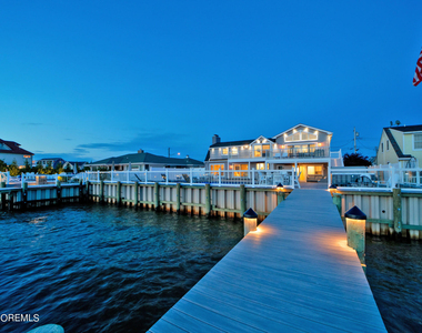 340 Bay Lane - Photo Thumbnail 77