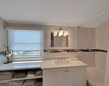 340 Bay Lane - Photo Thumbnail 72