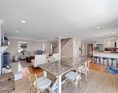 340 Bay Lane - Photo Thumbnail 49
