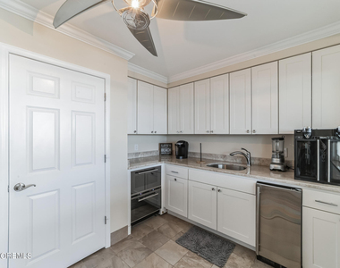 340 Bay Lane - Photo Thumbnail 46