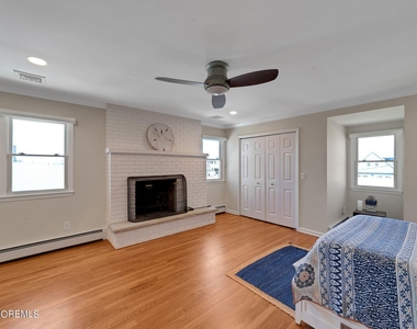 340 Bay Lane - Photo Thumbnail 67