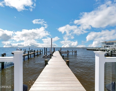 340 Bay Lane - Photo Thumbnail 34
