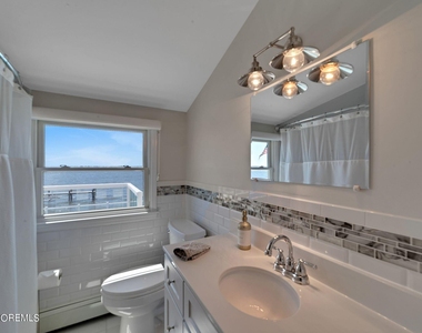 340 Bay Lane - Photo Thumbnail 71