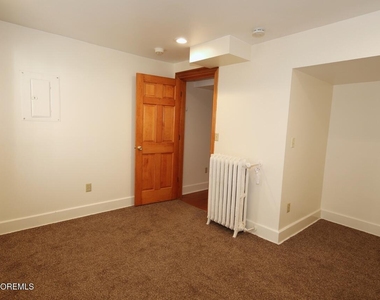 29 4th Avenue - Photo Thumbnail 11
