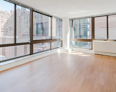 East 39th Street - Photo Thumbnail 2