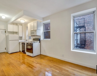 East 25 Street - Photo Thumbnail 2