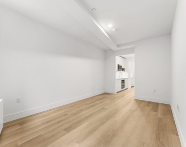 55 Broad Street - Photo Thumbnail 3