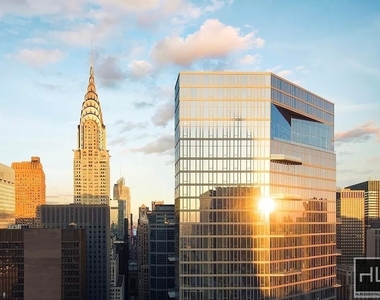 East 44th Street - Photo Thumbnail 32