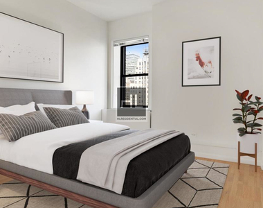 West 34th Street - Photo Thumbnail 1