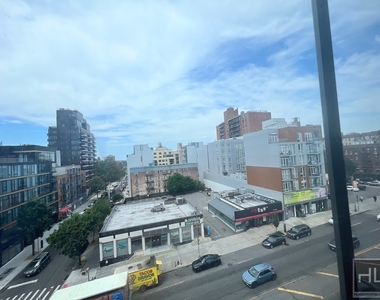 Northern Boulevard - Photo Thumbnail 5