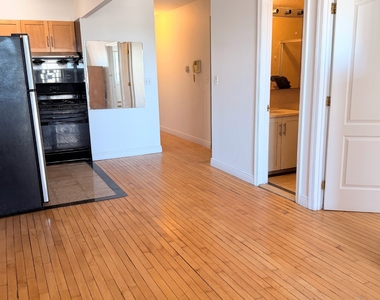 133-42 37th Avenue - Photo Thumbnail 4