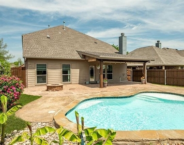 10121 Sailboard Drive - Photo Thumbnail 28