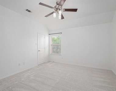 10121 Sailboard Drive - Photo Thumbnail 21