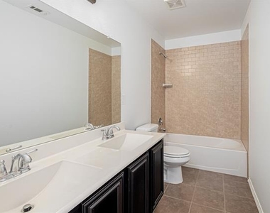 10121 Sailboard Drive - Photo Thumbnail 24