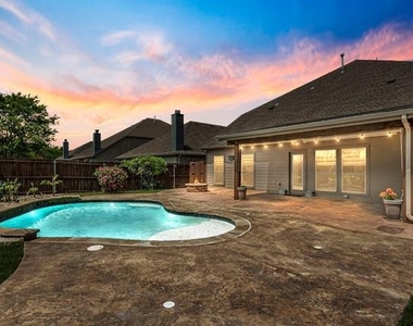 10121 Sailboard Drive - Photo Thumbnail 2