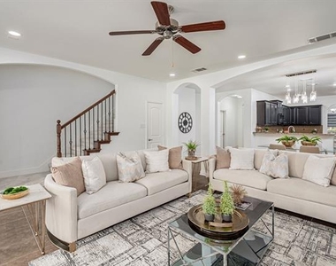 10121 Sailboard Drive - Photo Thumbnail 8