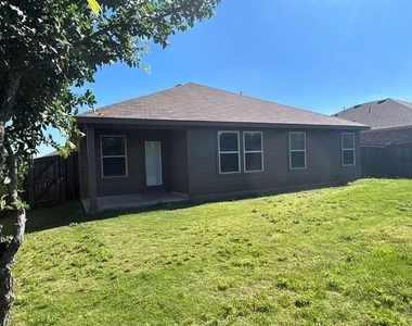 3417 Sweetwater Way - Photo Thumbnail 10