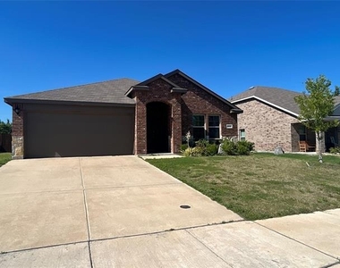 3417 Sweetwater Way - Photo Thumbnail 1