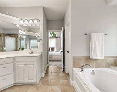 8405 Saint Clair Drive - Photo Thumbnail 22