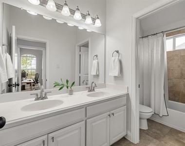 8405 Saint Clair Drive - Photo Thumbnail 28