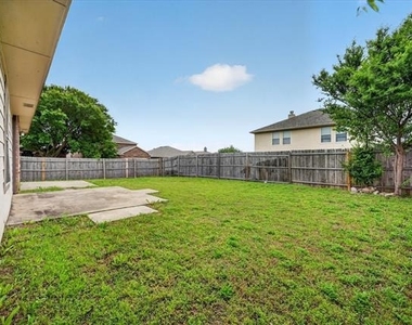1201 Lambert Drive - Photo Thumbnail 22