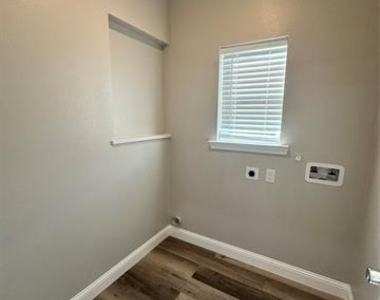 2307 Mcdougal Street - Photo Thumbnail 19