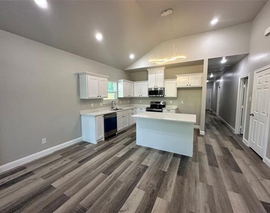 2307 Mcdougal Street - Photo Thumbnail 4