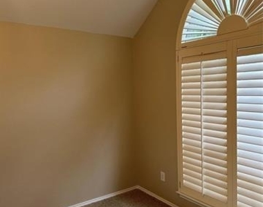 3524 Misty Meadow Drive - Photo Thumbnail 11