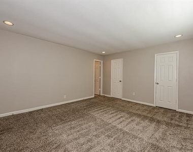 1217 Meadow Creek Drive - Photo Thumbnail 11
