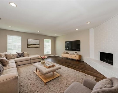 1217 Meadow Creek Drive - Photo Thumbnail 3