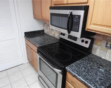 248 Jefferson Parkway - Photo Thumbnail 8