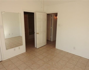 248 Jefferson Parkway - Photo Thumbnail 12