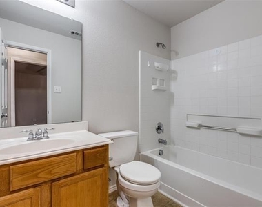 1817 Heron Drive - Photo Thumbnail 18