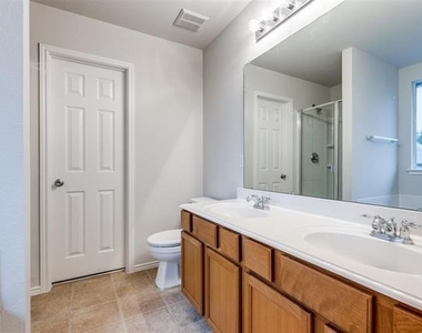 1817 Heron Drive - Photo Thumbnail 22