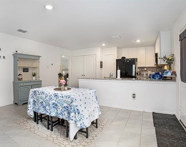 3624 Bluebird Lane - Photo Thumbnail 9
