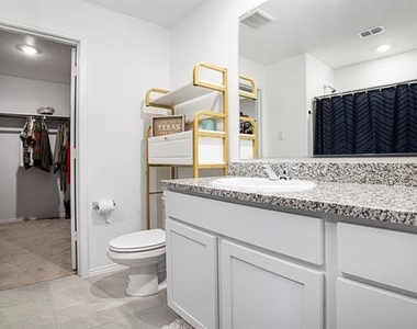3624 Bluebird Lane - Photo Thumbnail 18