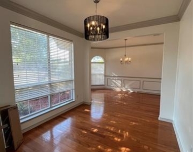 1200 Oakley Drive - Photo Thumbnail 3