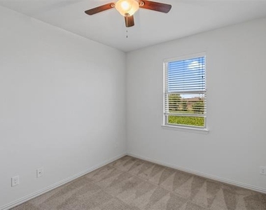 5208 Mcpherson Lane - Photo Thumbnail 17