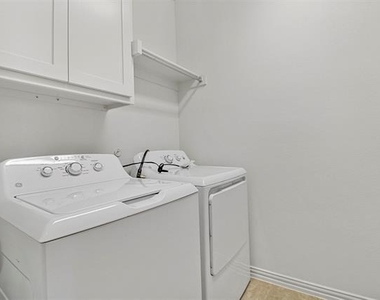 5208 Mcpherson Lane - Photo Thumbnail 13