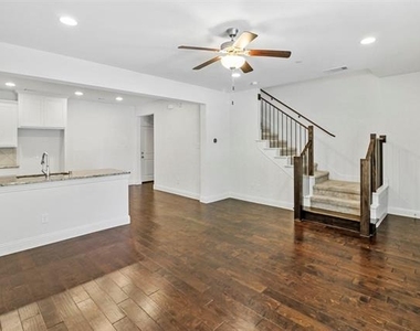 5208 Mcpherson Lane - Photo Thumbnail 2