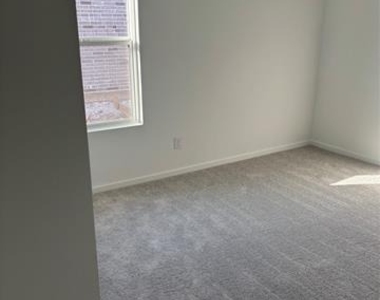 15004 Rangeland Road - Photo Thumbnail 10