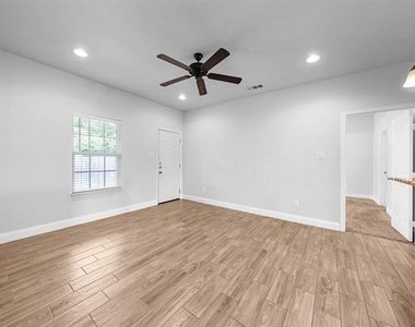 4810 Jefferson Street - Photo Thumbnail 10