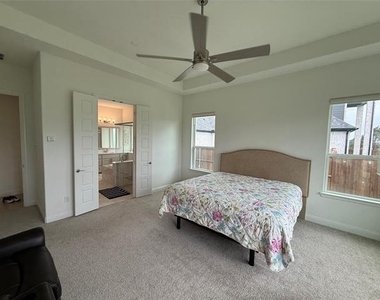 1927 Pebble Lane - Photo Thumbnail 18