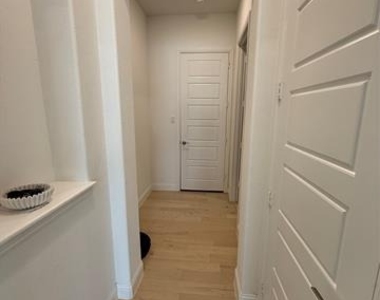 1927 Pebble Lane - Photo Thumbnail 26