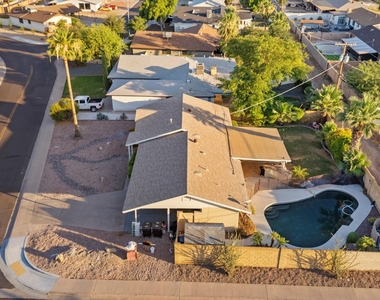2548 N 68th Place - Photo Thumbnail 44