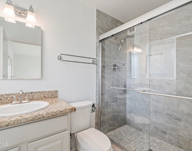 2548 N 68th Place - Photo Thumbnail 20